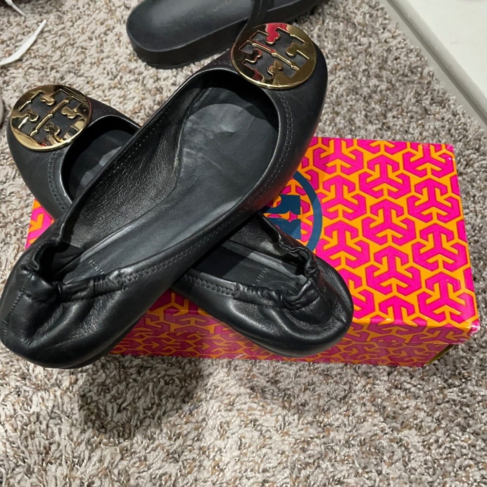 Tory Burch Black Flats Size 9